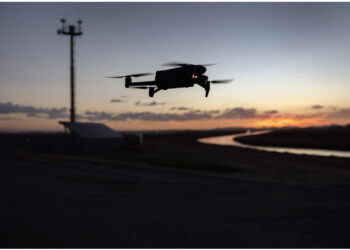 Po i spiunojnë? Qindra dronë kinezë fluturojnë mbi Uashington