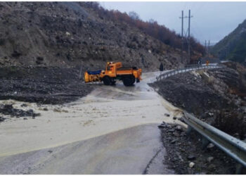 Moti i keq, rënie gurësh dhe mungesë energjie në qarkun e Shkodrës