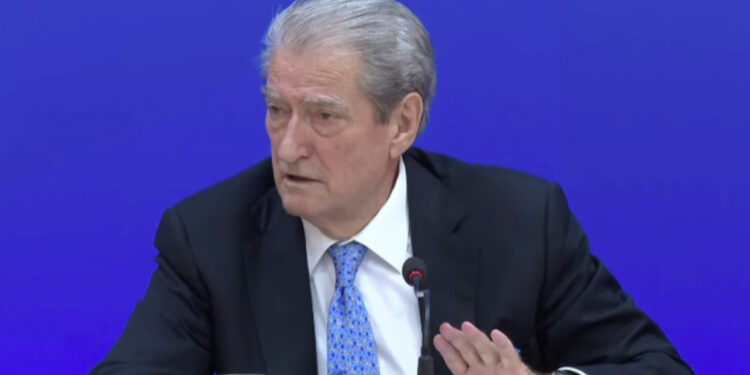 Zonat e përmbytura, Sali Berisha: Sot shkoj drejt Shkodrës