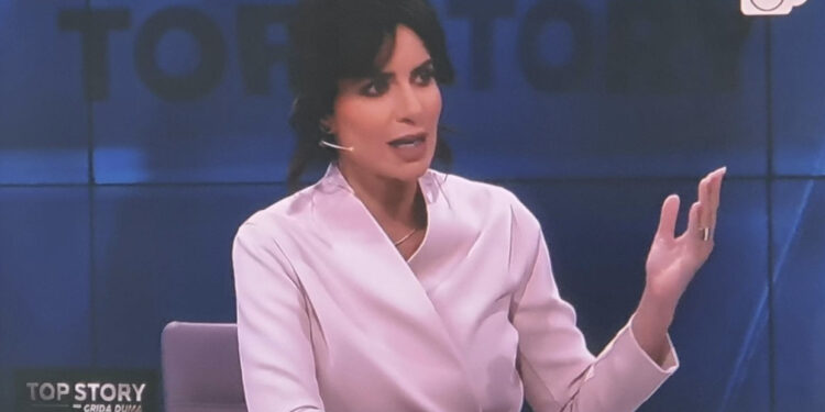 “Nënqesha”, Grida Duma e nis emisionin duke rrëfyer bisedën me Lulzim Bashën: Kryetarët vranë garën dhe meritokracinë