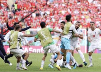 Irani fiton në frymën e fundit përballjen ndaj Uellsit, i shënon dy gola në shtesë