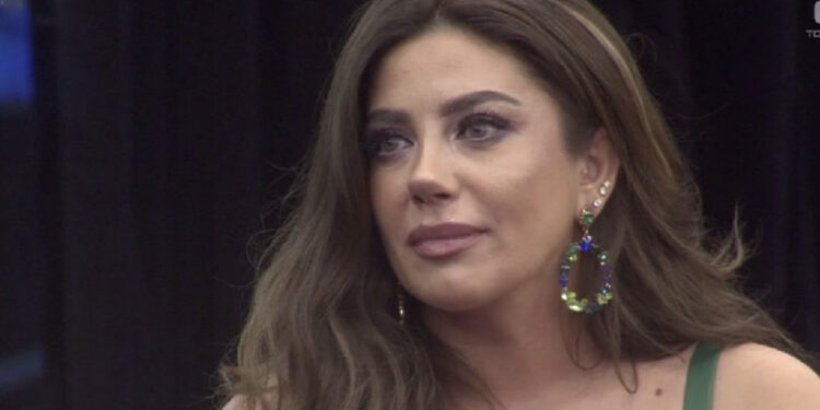 FOTO/ Arjola Demiri publikon pamjet e para nga shtëpia që iu dhurua në “BBV”