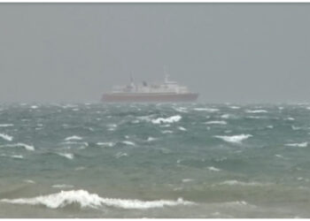 Moti i keq ka mbërthyer vendin, si paraqitet situata në porte!