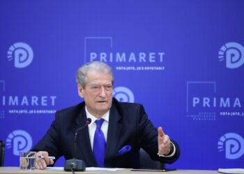 Berisha: Rama kërkon të konfiskojë flamurin e PD-së, demokratët do t’i japin përgjigjen e merituar