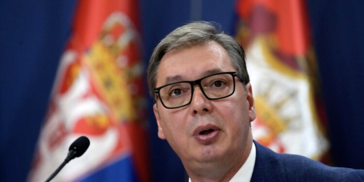 “BE mbështet Kosovën”, Vuçiç i kërkon SHBA-së që KFOR-i të ruajë paqen