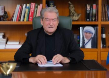 Berisha i vendosur: Më datë 6 ora 12:00 do vërshojmë në shesh, refuzimi i policisë është i paqenë