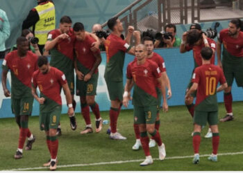 Portugalia triumfon ndaj Uruguait dhe kualifikohet