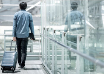 Shqipërinë e presin ditë të vështira, 53% e punonjësve në kërkim të punës jashtë, 25% planifikojnë të ikin brenda vitit