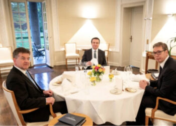 Situata e tensionuar mes Kosovës dhe Sebisë, Kurti e Vuçiç takohen sot në Bruksel