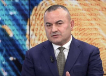 Grupi i Alibeajt zyrtarizon kandidatin e parë, Agron Kapllanaj synon Bashkinë e Mallakastrës