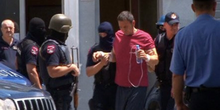 Ardian Çapja rrëfehet në gjyq: Avokati im u vra se kishte përgjimet e një politikani të lartë! Dosja u asgjësua, unë s’dola më nga shtëpia