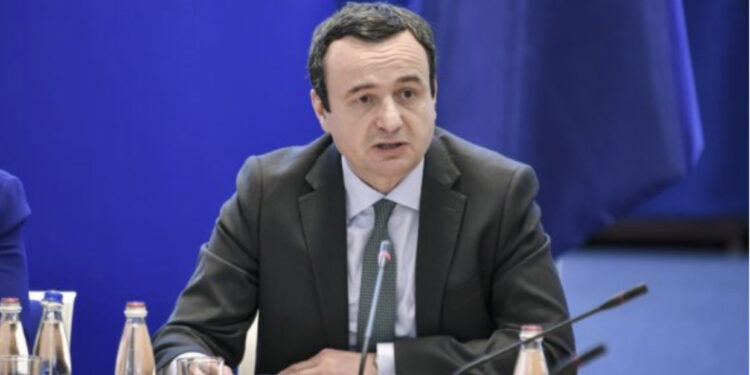 Kurti flet nga Parisi: S’pranojmë Asociacion mbi baza etnike, bie në kundërshtim me Kushtetutën