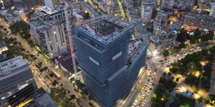 Këshilli Kombëtar i Territorit konfiskon 7 pallate që shkelën lejen e ndërtimit