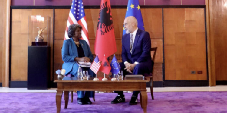 Kryeministri Rama pret në zyrë ambasadoren e SHBA në OKB