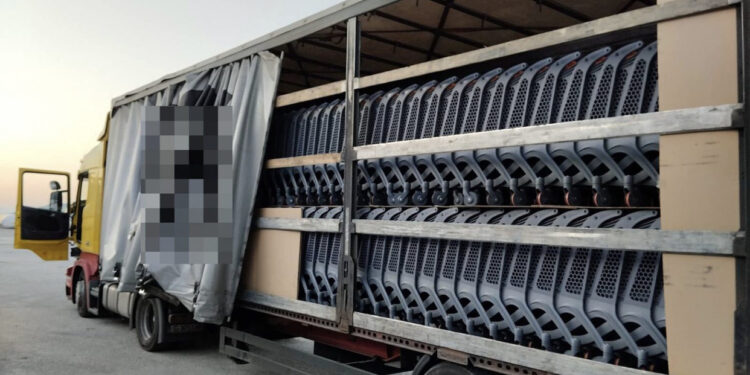 Kapet kamioni i mbushur me marijuanë në Igumenicë, shoferi gjendet i vdekur, ja si trafikantët tentuan të merrnin drogën…