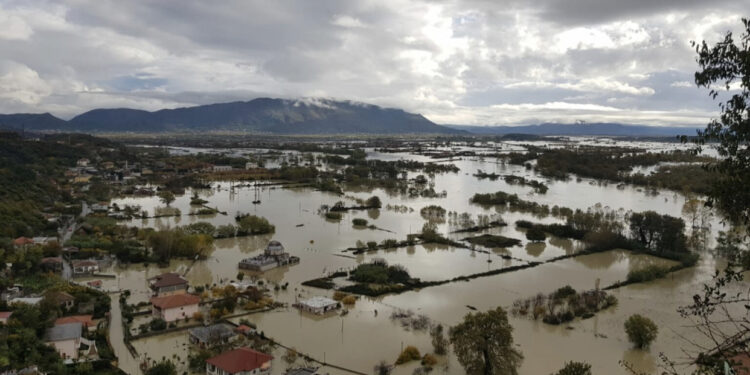 VIDEO/ PAMJET ME DRON! Shkodra nën ujë