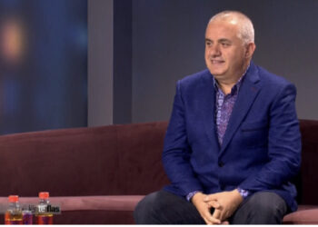 Rrëfimi i guximshëm i Artan Hoxhës: Fikeshin radarët, vetë policia ngarkonte gomonet për në Itali