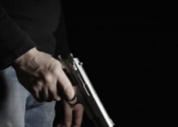 “Ata kanë vrarë dhe policë, s’i kanë dalë garant personit që do kalojë drogën”, porositë që Denilson Çervanaku i jep xhaxhait të tij: Largo gjyshin nga banesa!