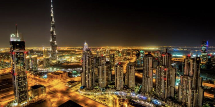 Gazetarja: Skema si kriminelët po përdorin vajzat e showbizz-it