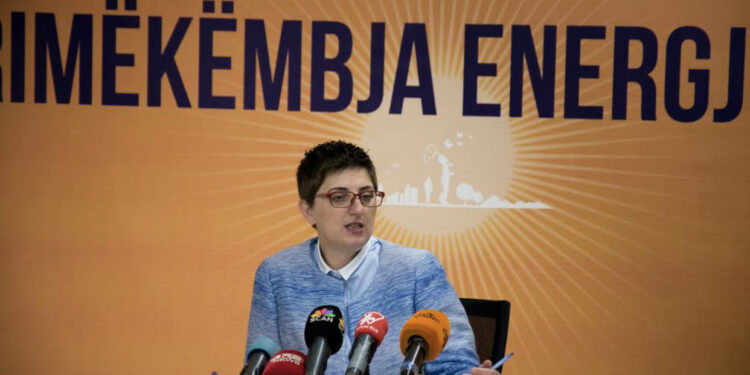 Arratia mori fund! Dosja e tenderit te OSHEE, kush është drejtoresha që u arrestua?