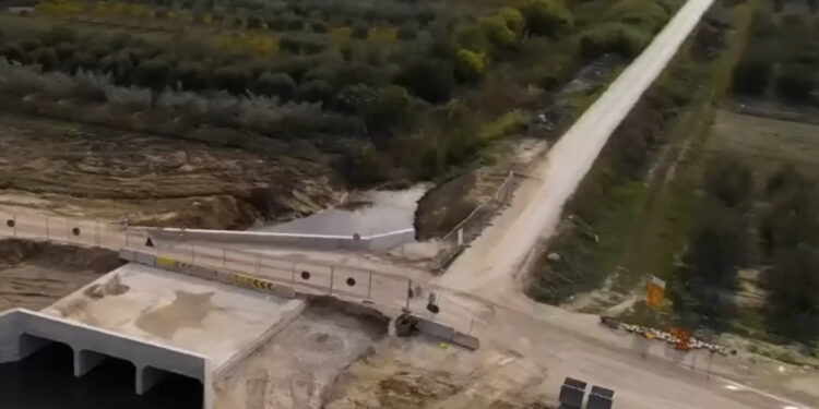 “Vijon puna”, Rama publikon pamje nga aeroporti i Vlorës