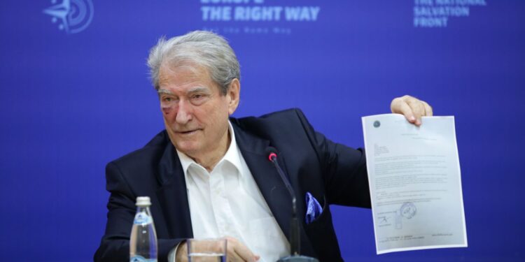 Berisha jep detaje për agresorin: Gjithçka e përgatitur, autori agjent i policisë kriminale