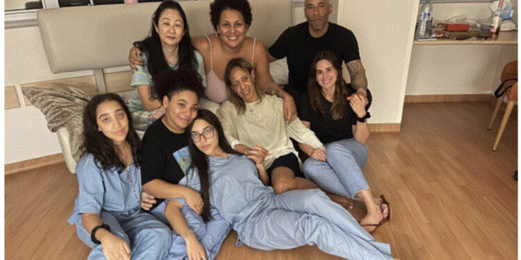 Krishtlindje në spital për familjen Pele, vajza e legjendës braziliane bën urimin për festa