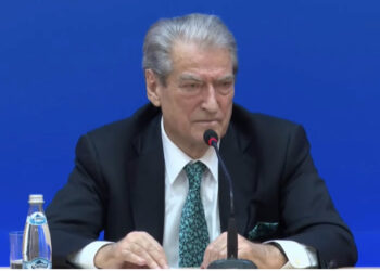 Berisha për situatën në Kosovë: Putini i vogël po luan me zjarrin, Vuçiç kërkon një konflikti të ri në rajon