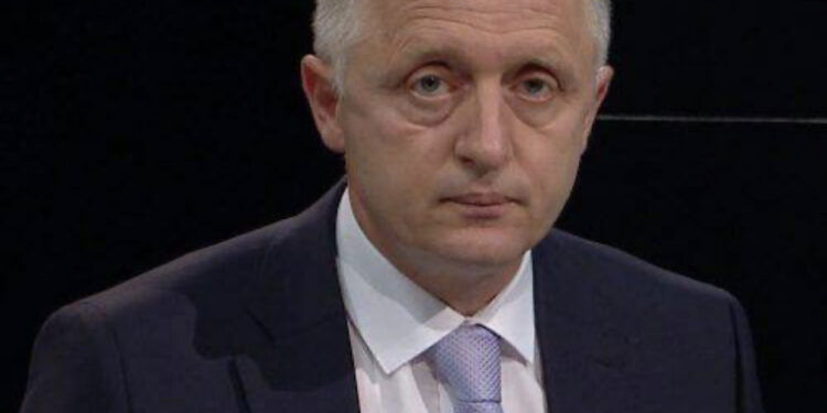 Lutfi Dervishi: Messi, ylli shqiptar në galaktikën kuqezi