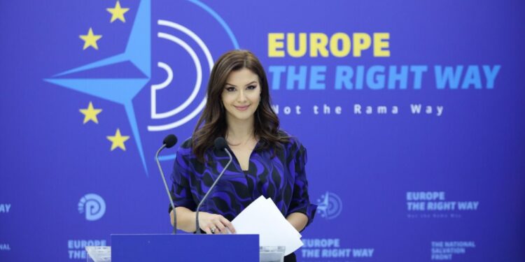 Dënimi i truprojës së ish-ministrit Saimir Tahiri me 8.8 vjet burg/ Vartësi u dënua më shumë se shefi