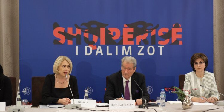 Berisha: Me ligjin e ri për Arsimin e Lartë, Rama do t’i japë goditjen përfundimtare universiteteve