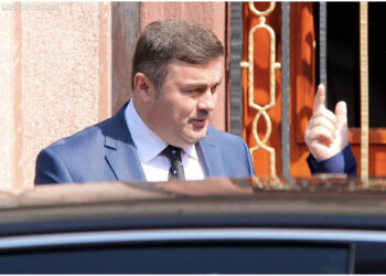 FOTO/ Lirohet shefi i shërbimit sekret