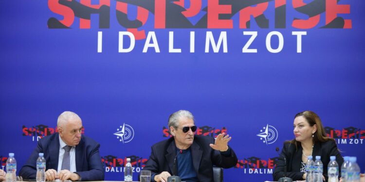 “Nga Italia, Çekia ikin drejt Gjermanisë, e di është reale”, largimi i mjekëve, Berisha tregon zgjidhjen për ndalimin e emigrimit