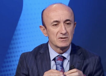 Festuan të ndarë 32 vjetorin e PD, Dashnor Sula: Më vinte turp! Nuk mora pjesë në asnjë mbledhje