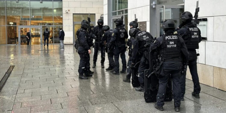 Vrau nënën e tij dhe terrorizoi qytetarët gjermanë, vdes në spital autori 40 vjeçar