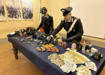 Në krye të një bande grabitësish, arrestohen 4 shqiptarët në Itali!