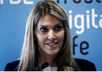 600 mijë € korrupsion në PE për dhuratat nga Katari, mes të arrestuarve dhe partneri i eurodeputetes greke!