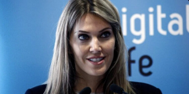 600 mijë € korrupsion në PE për dhuratat nga Katari, mes të arrestuarve dhe partneri i eurodeputetes greke!