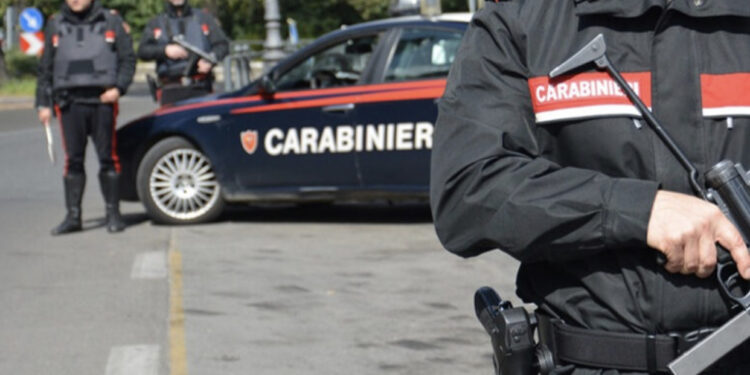 Furnizonte me kokainë qytetin ku banonte, arrestohet 27 vjeçari shqiptar në Itali