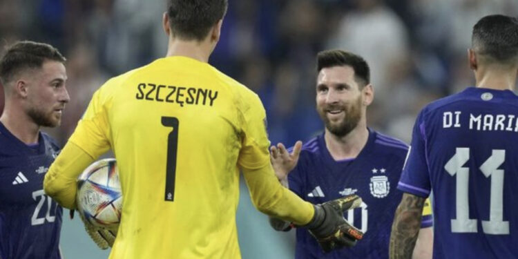 “Vendosa bast 100 euro”, si e çorientoi Szczesny para penalltisë Messi-n