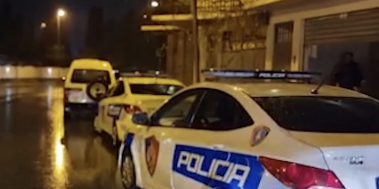 Ngjarja në Shkodër, Policia: Një person qëlloi me armë nga makina, dallohet nga kamerat e rrugës