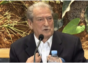 “Me këtë protestë do i shpëtojmë fytyrën Shqipërisë”, Berisha: Ne nuk jemi të korruptuar, jemi viktima të korrupsionit të Edi Ramës