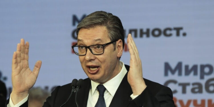 Vuçiç kërcënon: “Zajednica” ose luftë