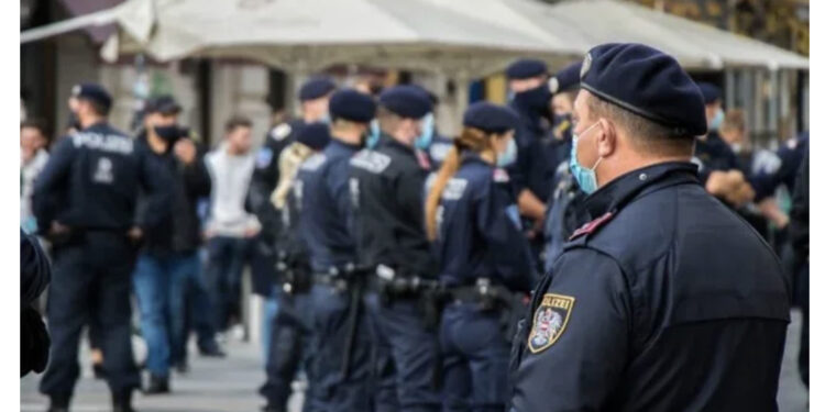 ‘Dërgoi 3 fëmijët në shkollë..’/ Vritet shqiptari në Itali, gruaja e gjen të pajetë në banesë