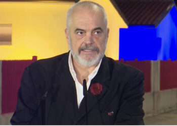 Familjet me shtëpi të reja do paguajnë kredi? Rama përgënjeshtron menjëherë lajmin: Gënjeshtër sy për sy, qytetarët do t’i marrin ato FALAS