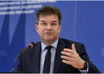 Tensionet në veri, nesër Lajçak viziton Prishtinën e Beogradin