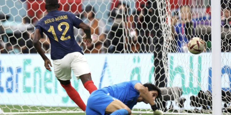 Franca fiton ndaj Marokut dhe kalon në finalen e madhe të Kupës së Botës