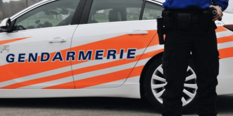 E RËNDË/ Shqiptari therr me thikë bashkëkombasin në Zvicër, vdes i riu