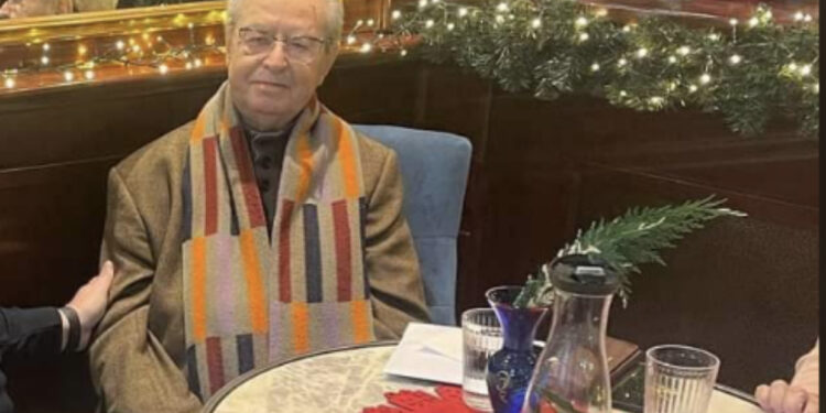 Miq dhe kolegë urojnë Servet Pëllumbin, profesori socialist mbush sot 86 vjeç