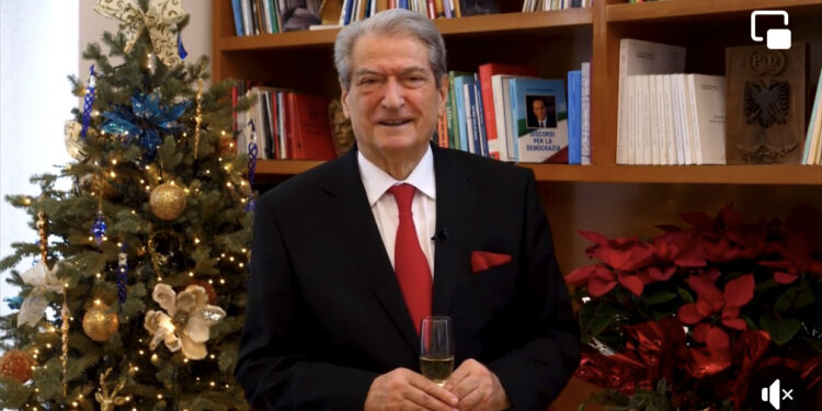 Urimi i fundvitit i Berishës: Viti 2023 do të jetë viti i Revolucionit Demokratik, viti i shpëtimit të Shqipërisë